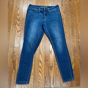 Universal Thread Medium Blue Denim Jeans
